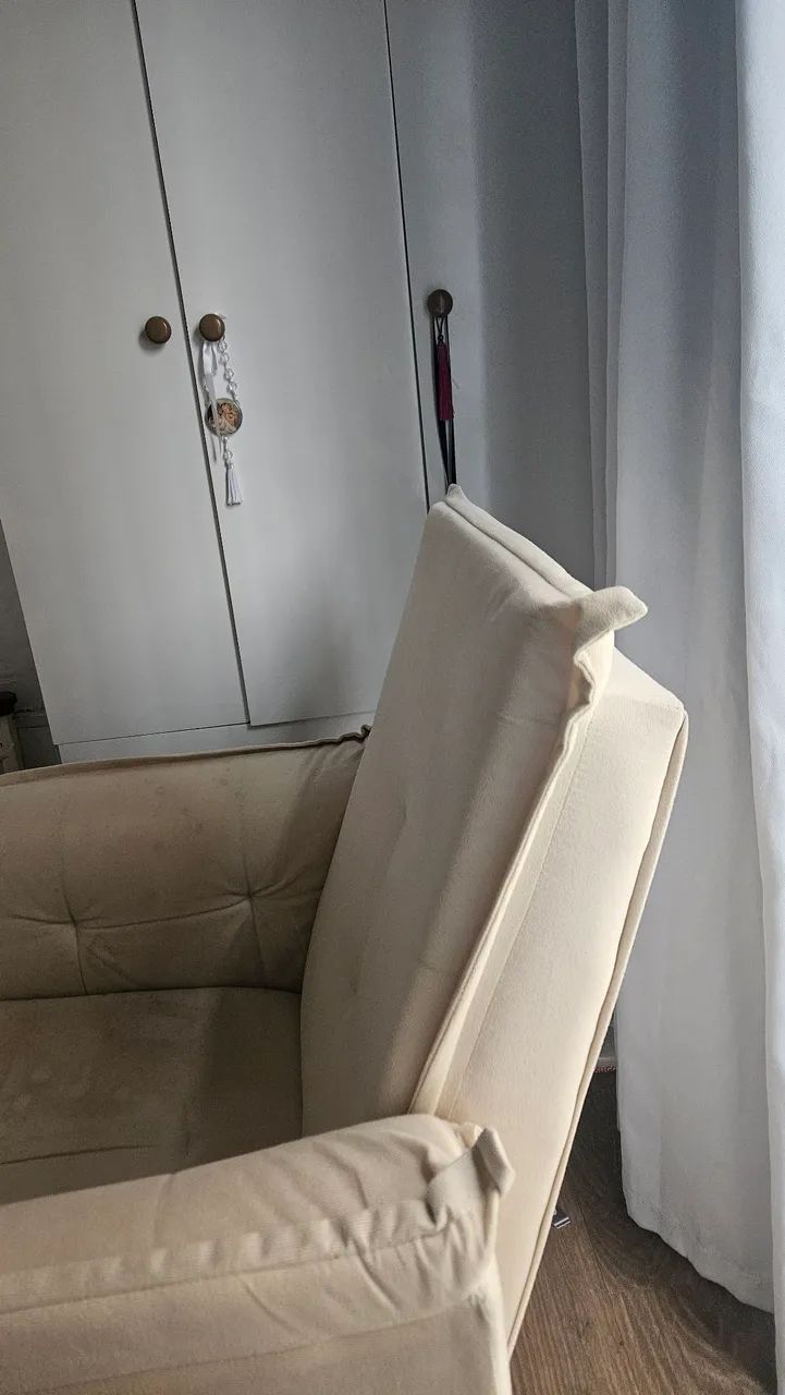 Poltrona com puff - Foto 4