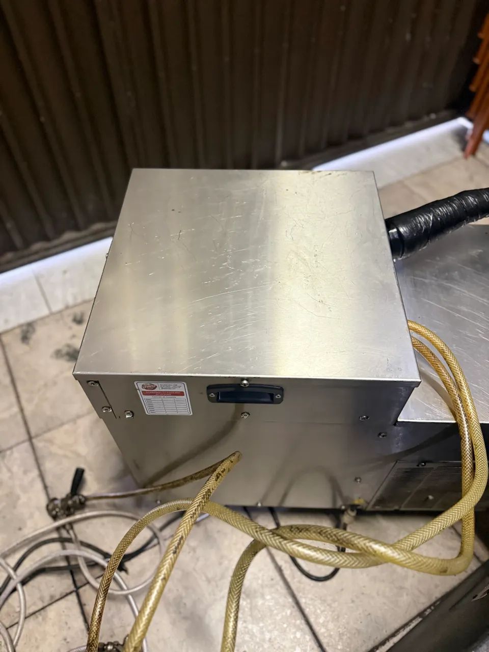 Chopeira profissional 3 torneiras inox e refrigerador a hidrogênio  - Foto 5