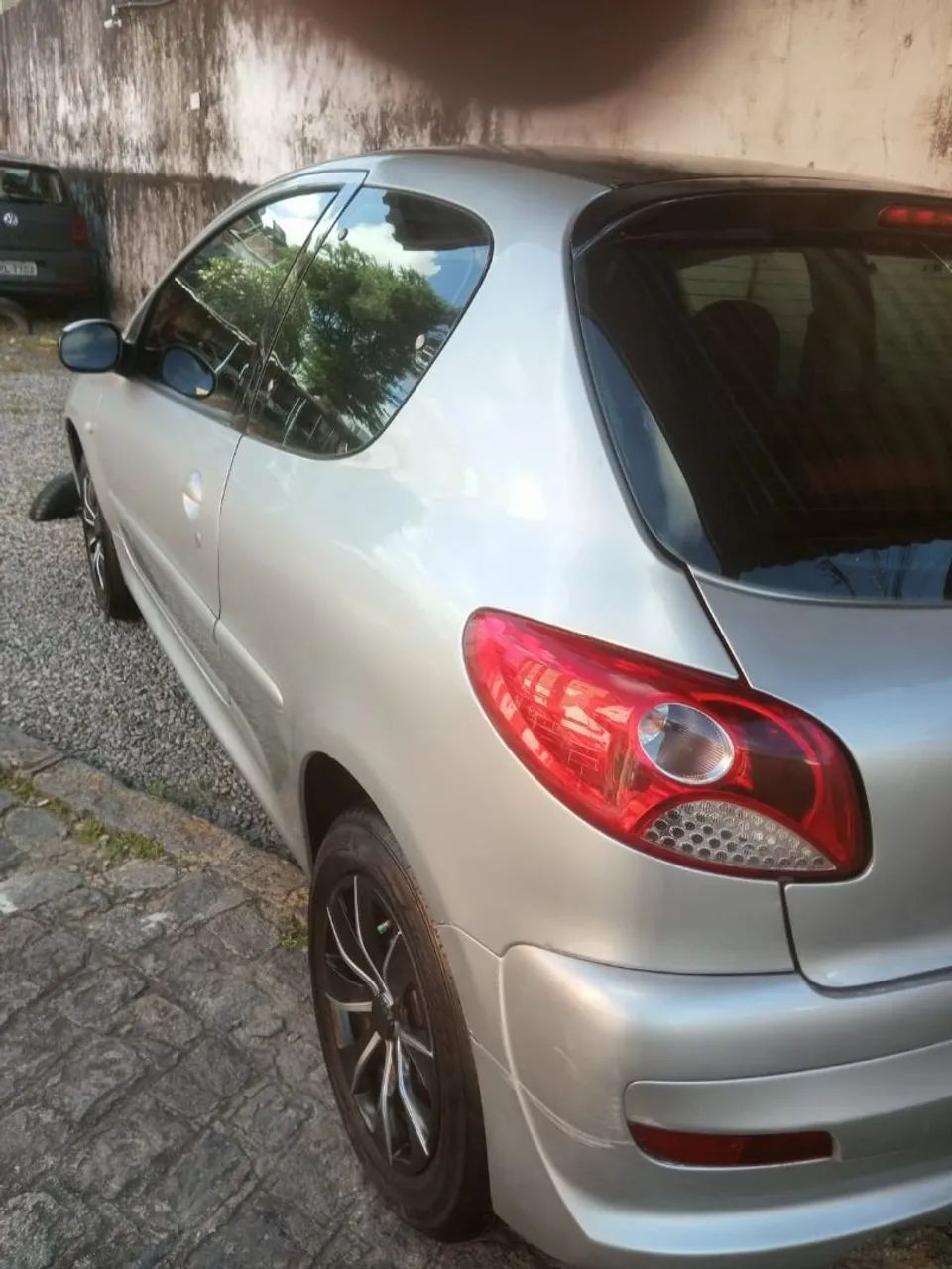 Peugeot 207 2012