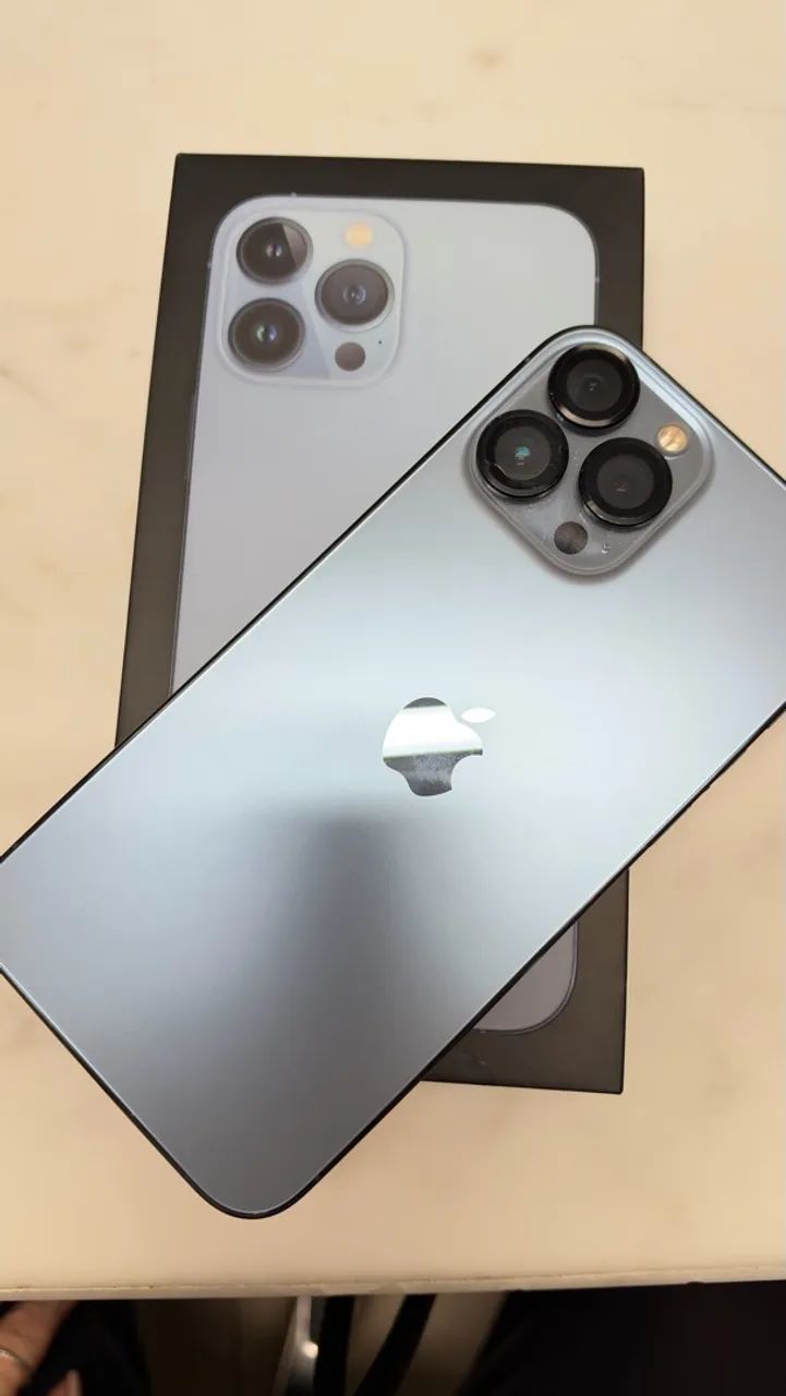 Vendo iPhone 13 Pro Max em ótimo estado de conservação, bateria 80% - Foto 2