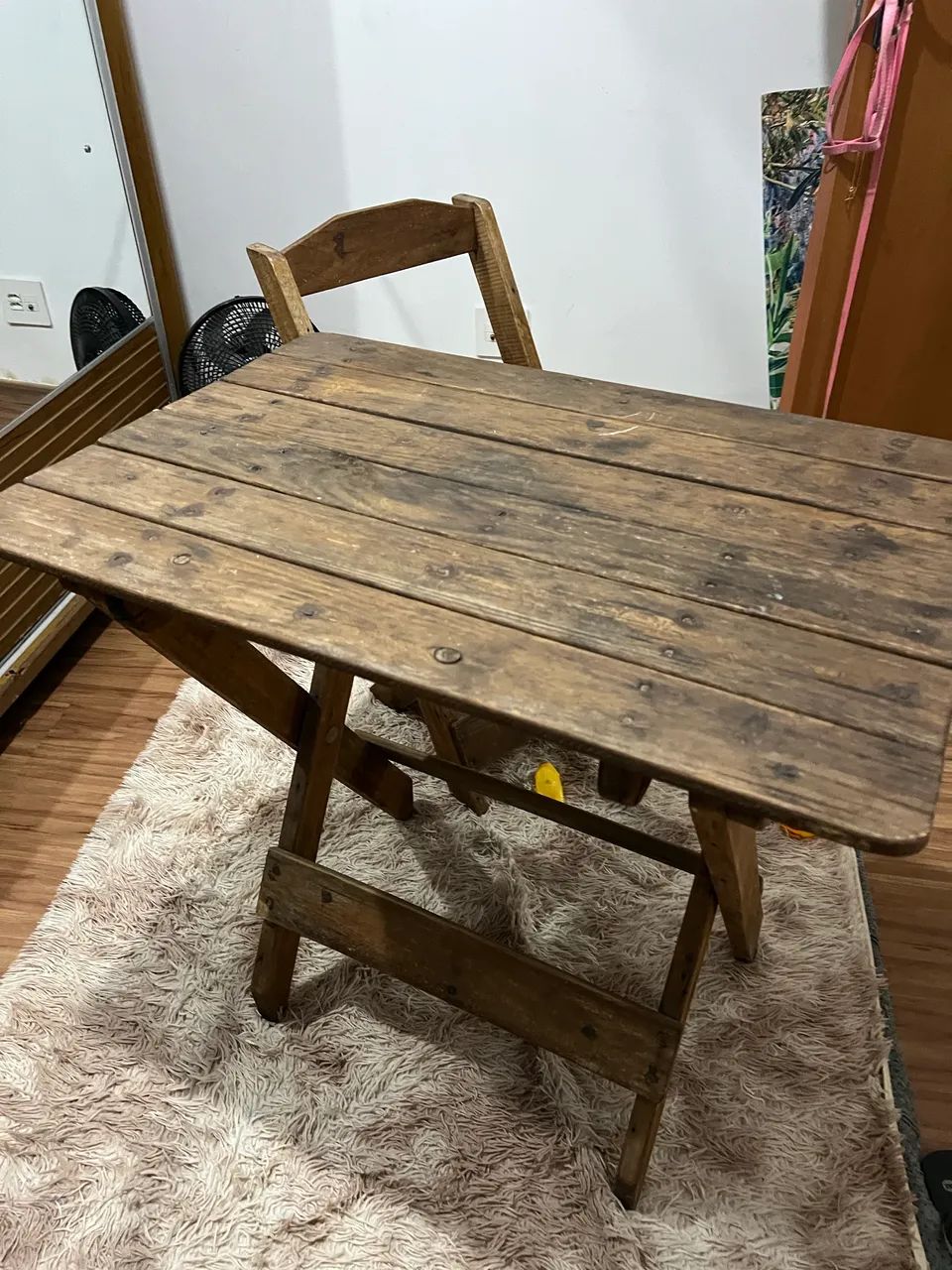 Mesa de madeira com cadeiras  - Foto 3