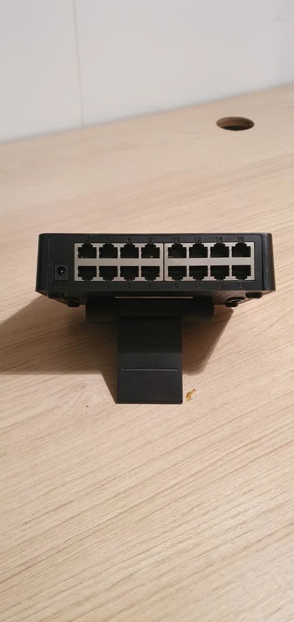 Switch Intelbras SF 1600 Q+ 16 Portas Fast Ethernet (Com Fonte) - Foto 3