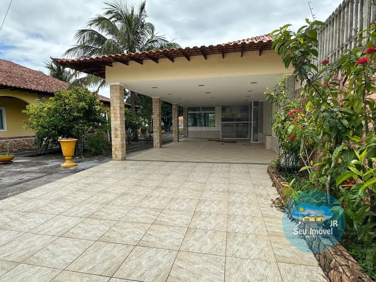Casa Linear com amplo terreno pertinho da lagoa - Foto 5