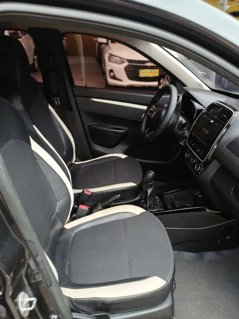 Renault Kwid Intense 1.0 Flex 12V 5P Mec. 2020 - Foto 3