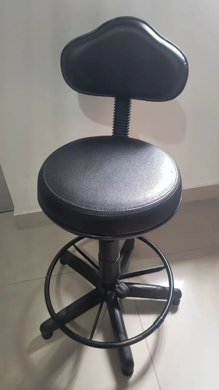 Cadeira (Mocho) Giratória Alta