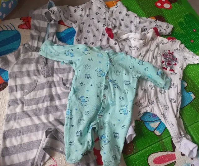 Lote com 13 macacões de bebê  - Foto 3