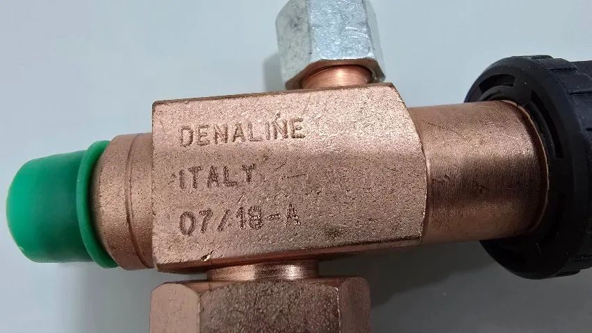 Válvula Rotalock 3/8" cobre Carly - Refrigeração e Climatização - Foto 2