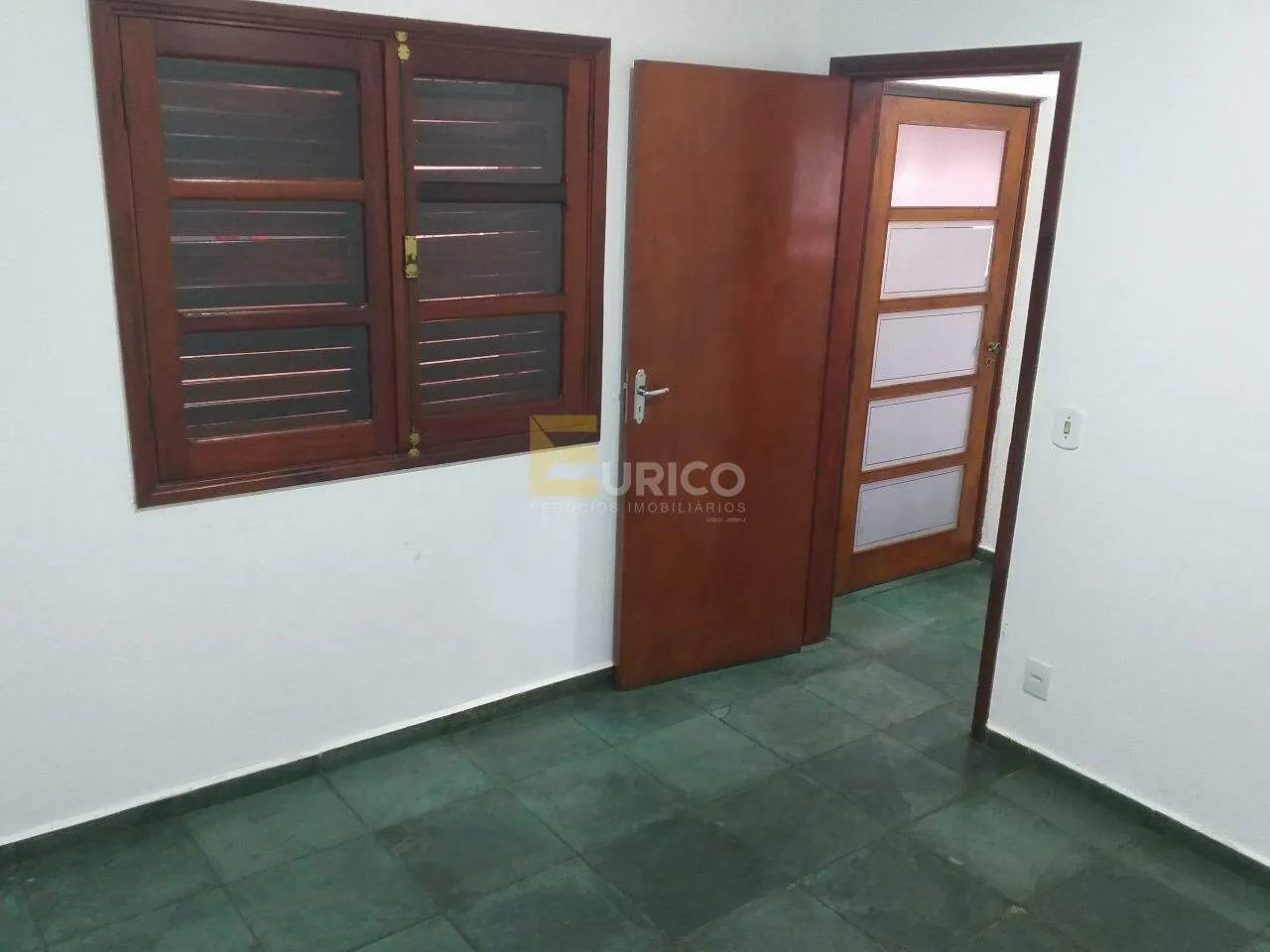Excelente Sobrado à Venda no Centro de Vinhedo - Foto 4