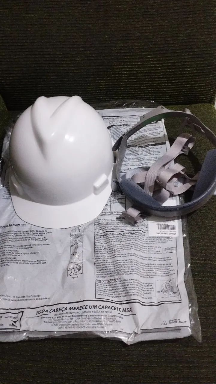 Cinto se segurança e capacete  - Foto 4