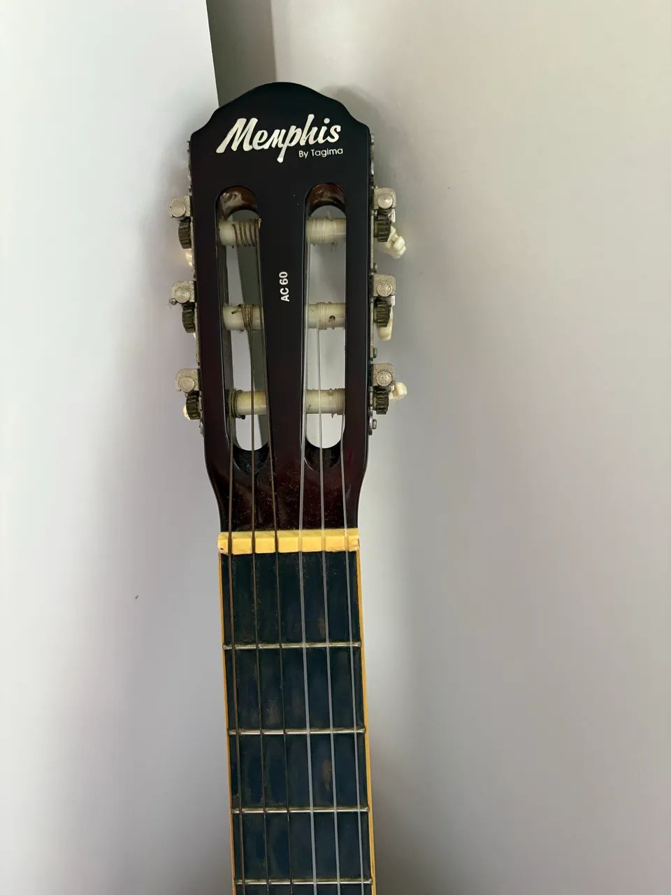 Vendo violão MEMPHIS - Foto 4