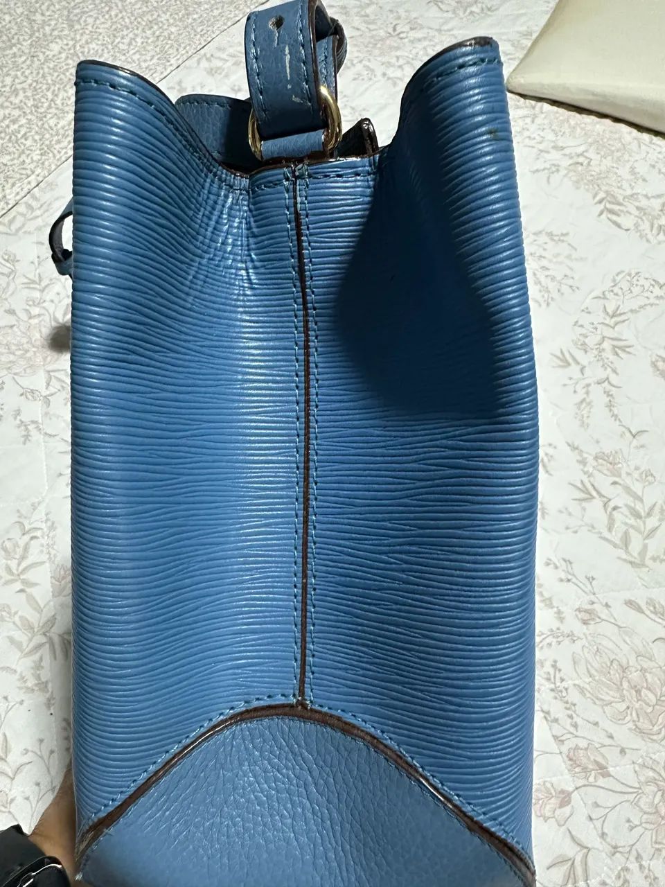 Bolsa Arezzo original em couro azul - Nunca usada kkk - Foto 5