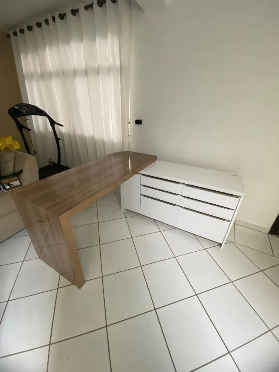 Mesa de escritório com balcão - (41) 9  *