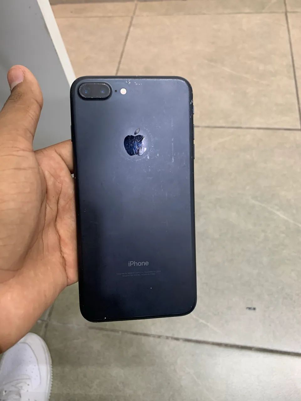 iPhone 7  plus retirada de peça 