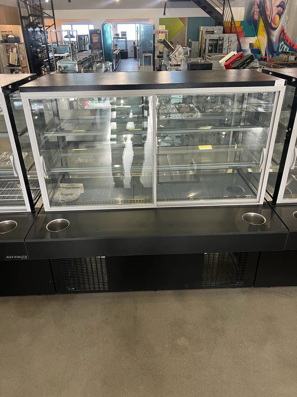 Vitrine refrigerada 1.50m self service nova pronta entrega  - Foto 2