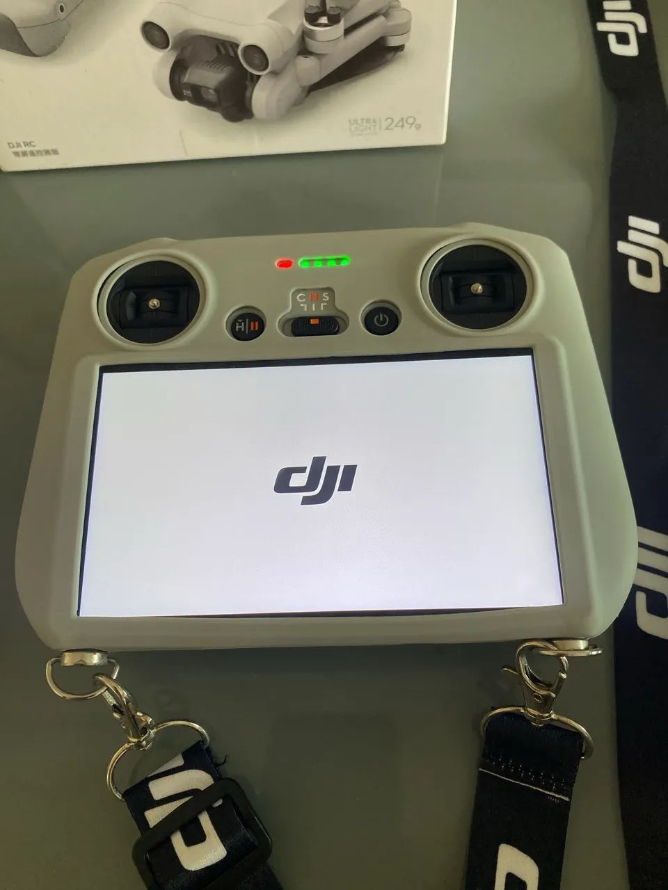 Drone Dji mini 3 Pro controle com tela, 2 baterias ( Extra) - Foto 3