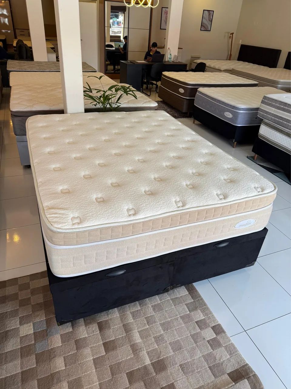 Cama BAÚ QUEEN COM COLCHÃO MAXFLEX TOP - Entrego!  - Foto 5