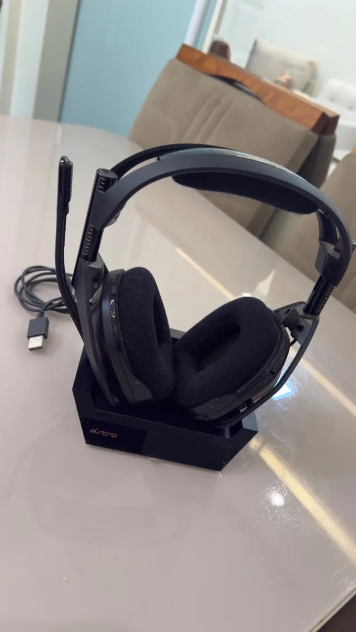 Fone Gamer Astro A50  + Base - Foto 5