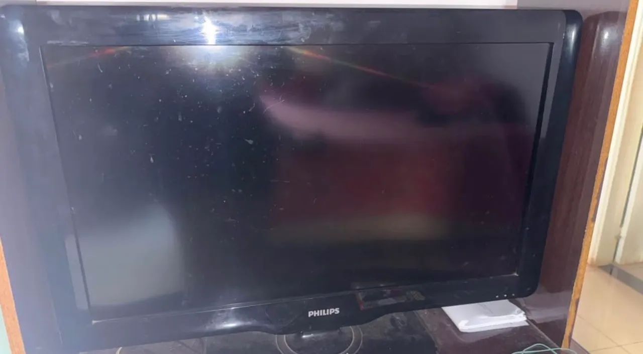 Vende-se televisão Phillips - 32 polegadas   - Foto 3
