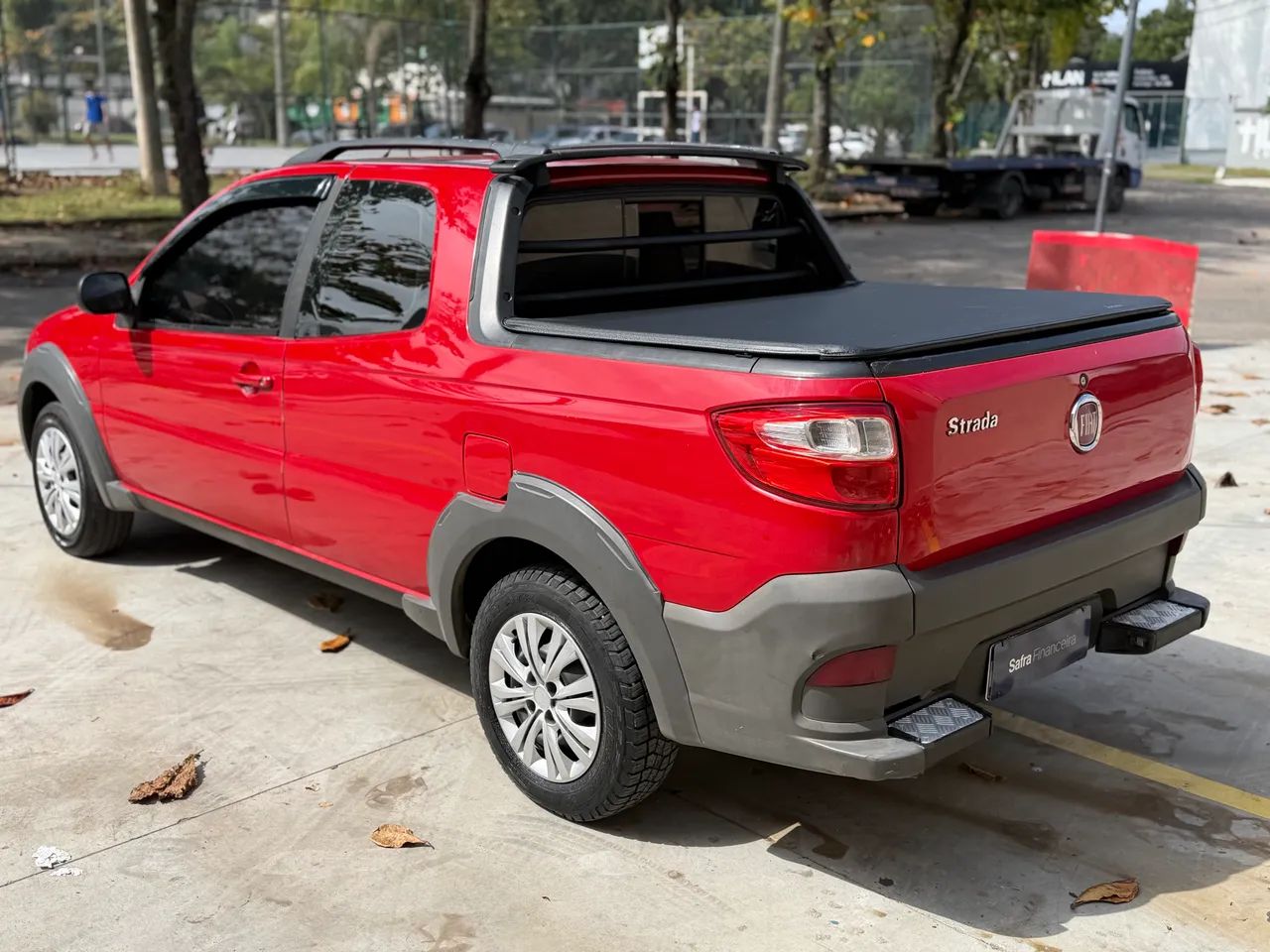 Fiat Strada Working Hard 1.4 Fire Flex 8V CD 2017 - Foto 4