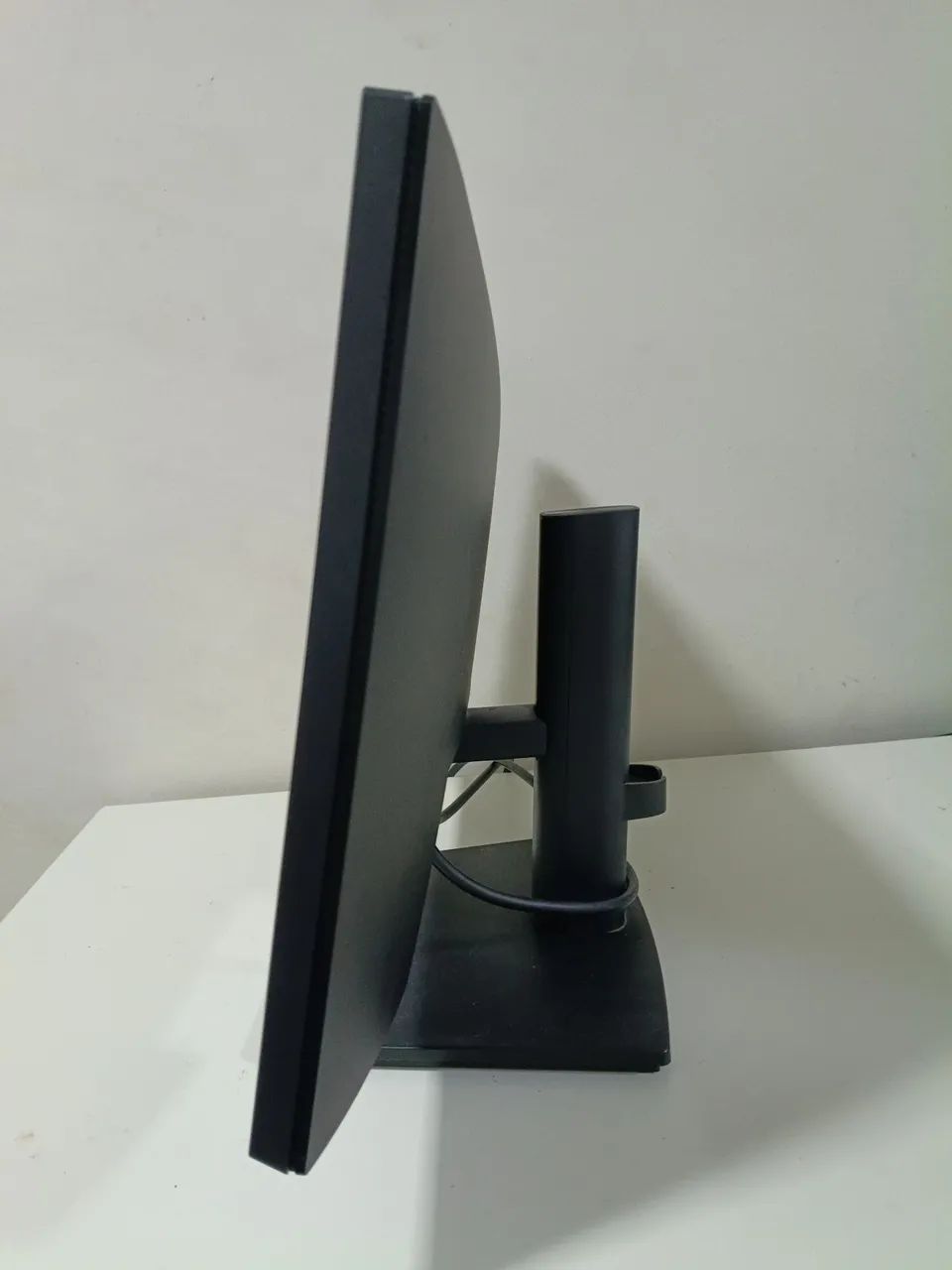 Vendo monitor Dell 22" Polegadas modelo E2222HSF - Foto 2
