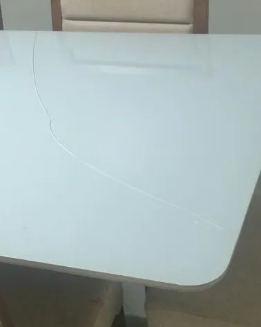 Mesa de jantar com 6 cadeiras tampo de vidro - Foto 4