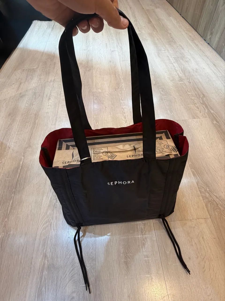 Bolsa Nylon Sephora Preta fundo Vermelho - Foto 3