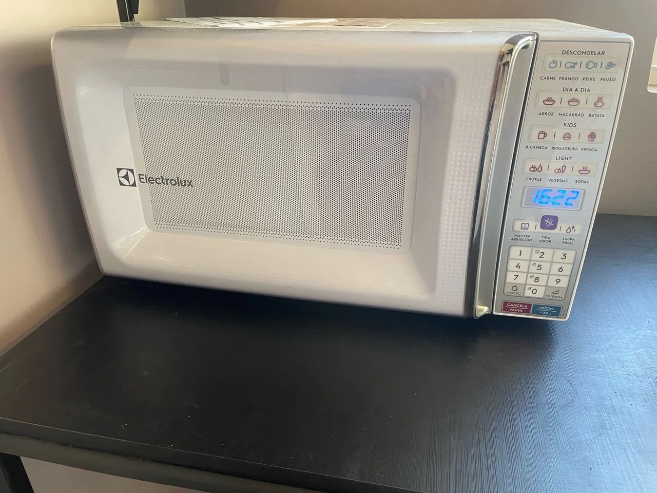 micro-ondas electrolux meo44 34l branco - Foto 3