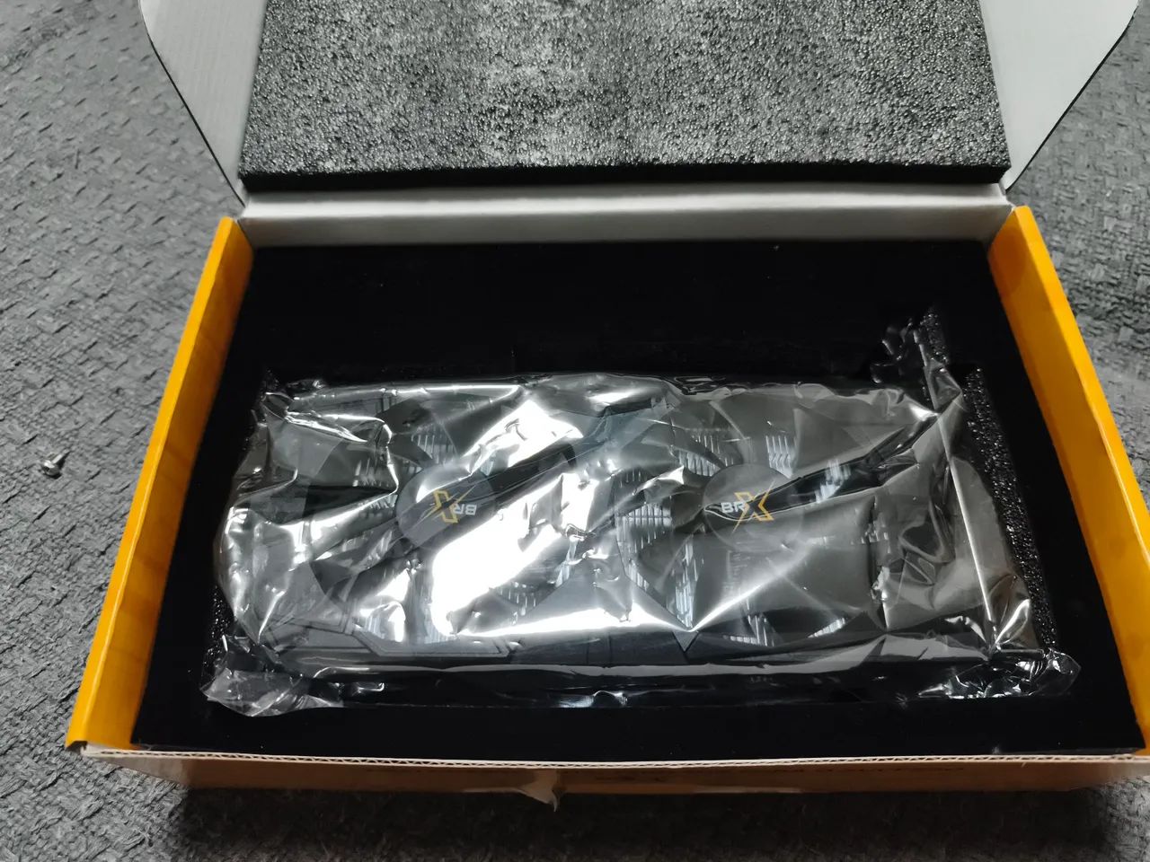 Placa de Vídeo RX580 16G D5 256BIT - Foto 4