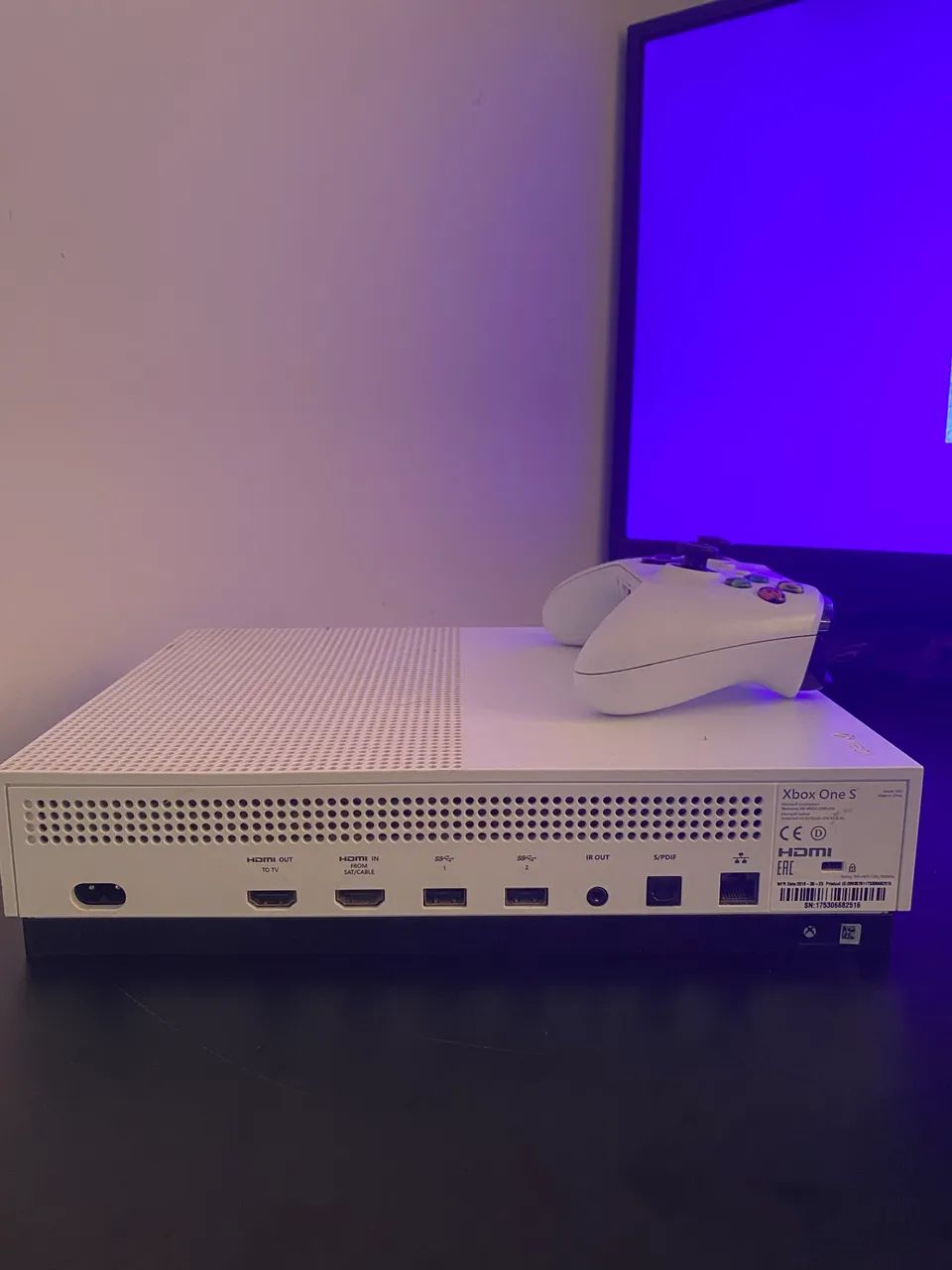 Xbox One S 1TB ÓTIMO ESTADO  - Foto 4