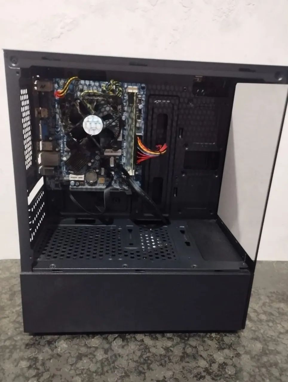 CPU INTEL i5 LGA 1150 - 8GB DDR3 - 500GB - FONTE 500W - GABINETE GAMER - WINDOWS 10 PRO