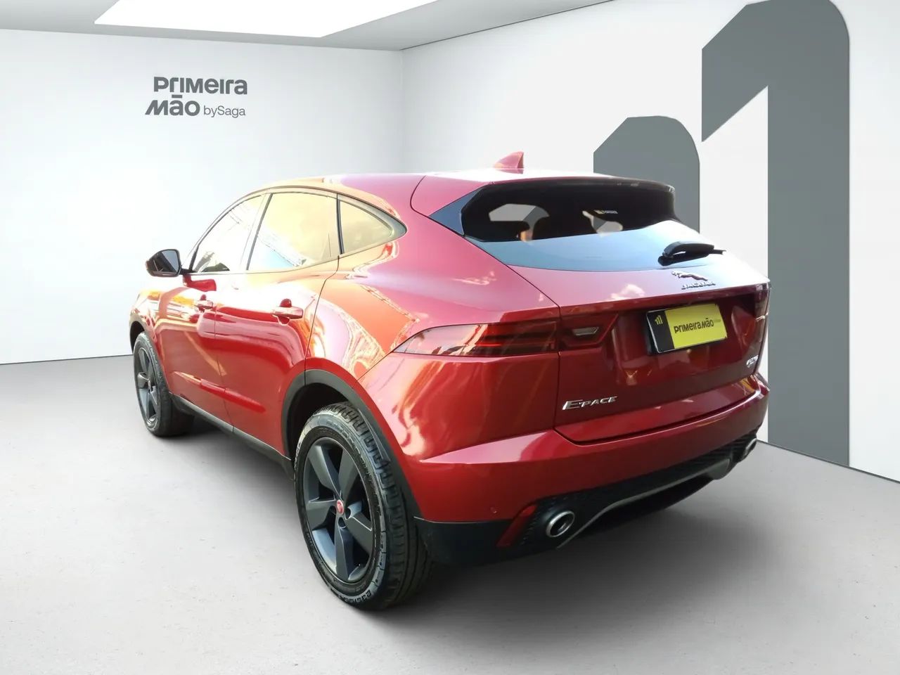 Jaguar E-Pace 2.0 AWD 249cv Aut. 2018 - Foto 3