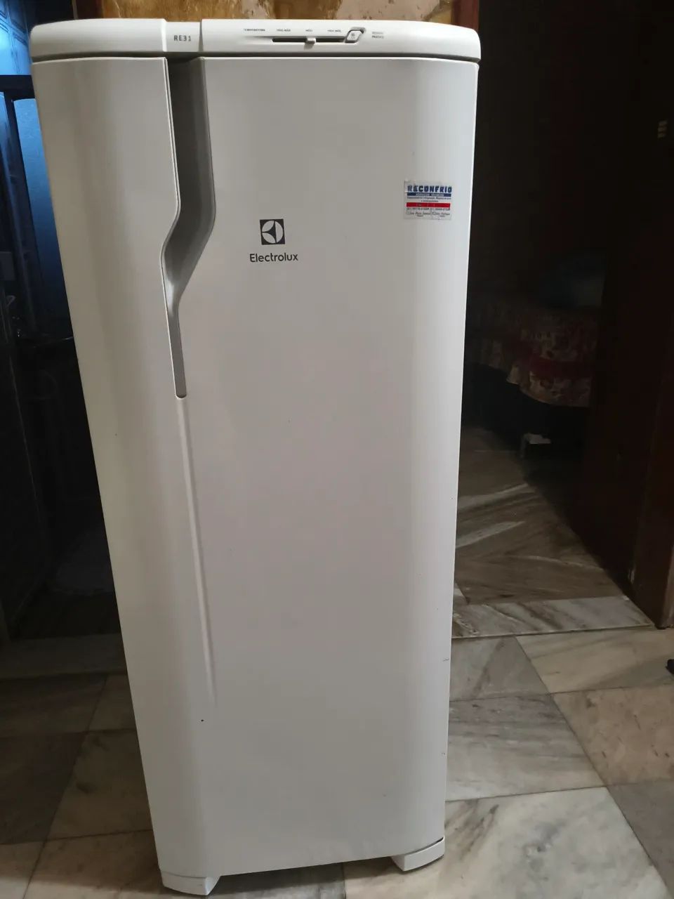 Geladeira Eletrolux RE31 