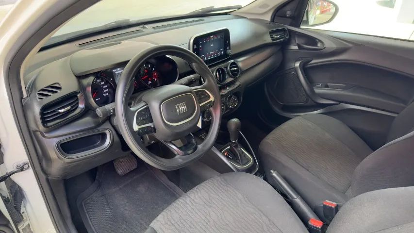 Fiat Cronos Drive 1.3 8V Flex Aut. 2025 - Foto 4