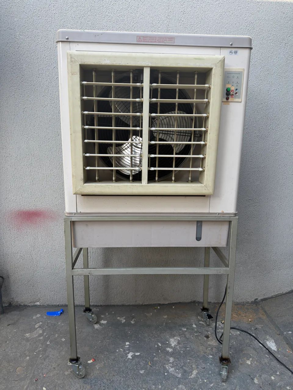 Climatizador evaporativo tipo colmeia . Valor 1.200.00