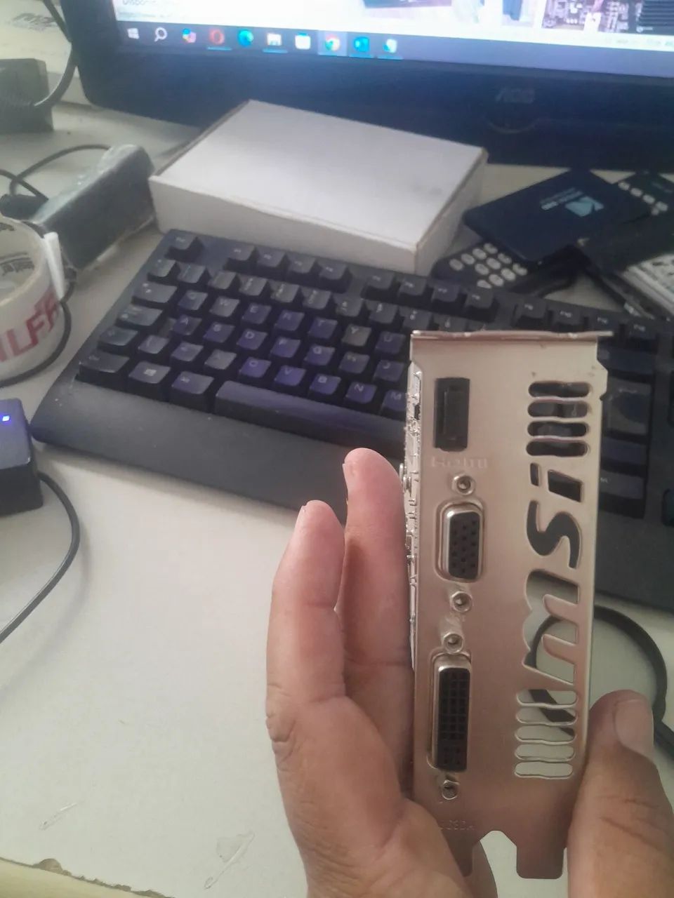 Placa de vídeo gt730 4gb - Foto 2