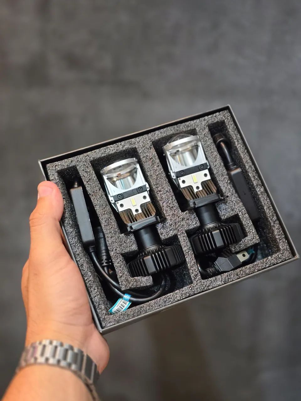 Farol Led Projetor H4 Pra Carro ou Moto - Foto 2