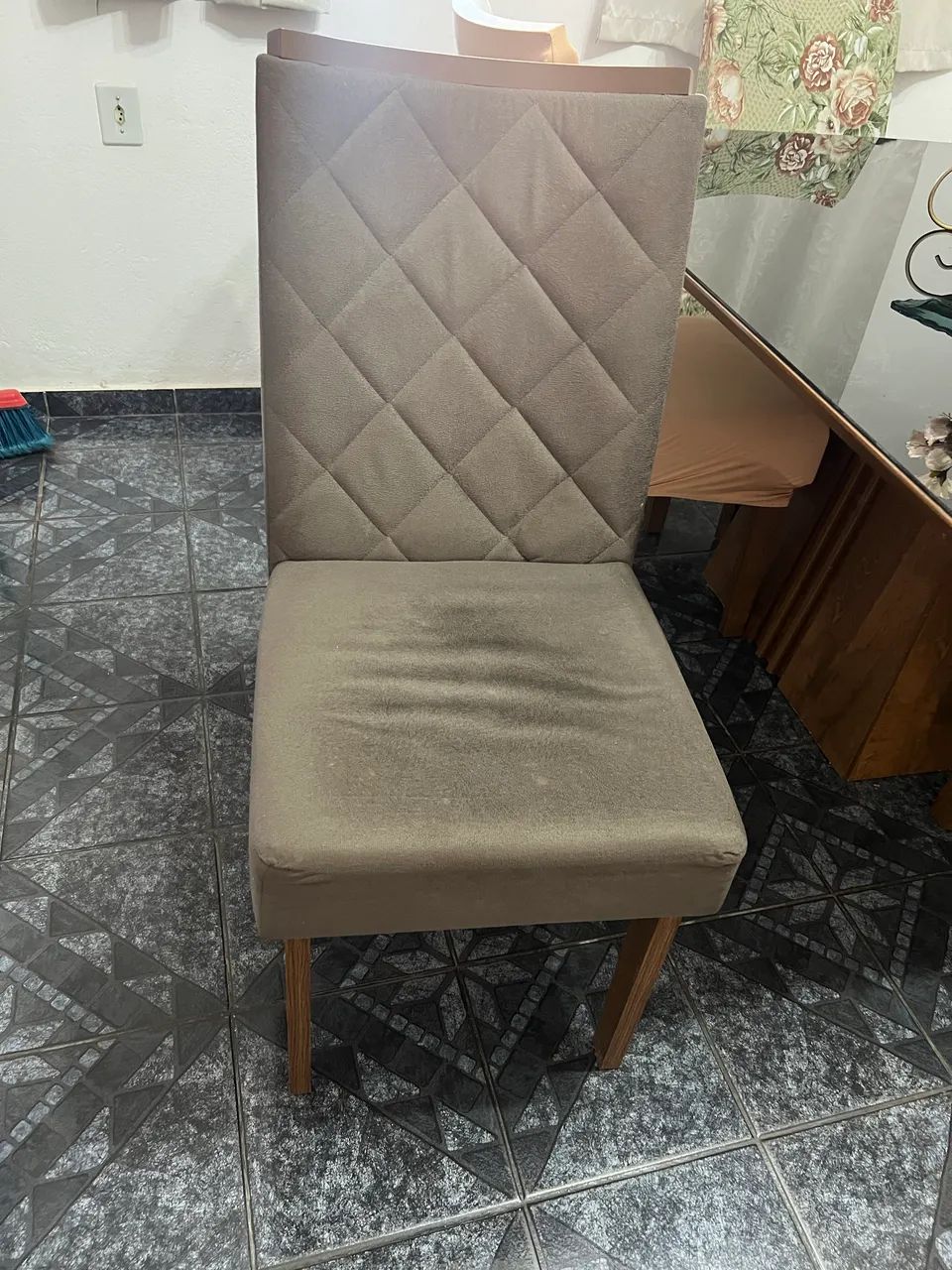 Mesa de vidro com pé madeira  - Foto 2