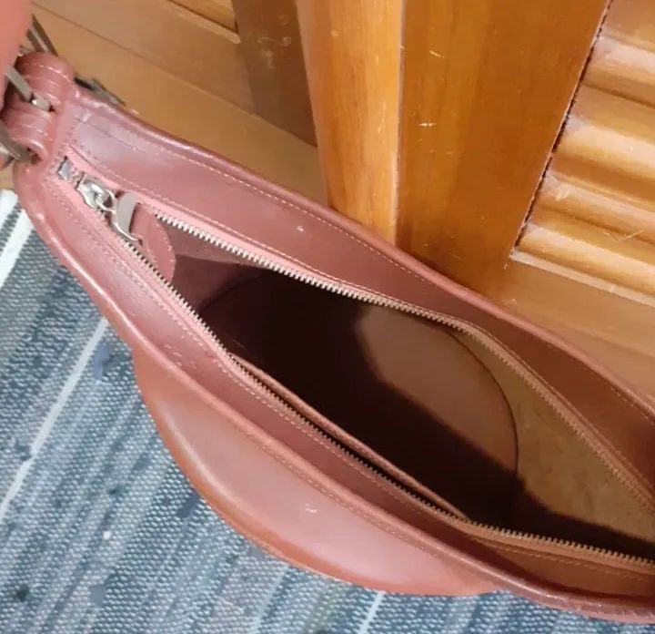 Bolsa marrom de couro  - Foto 5
