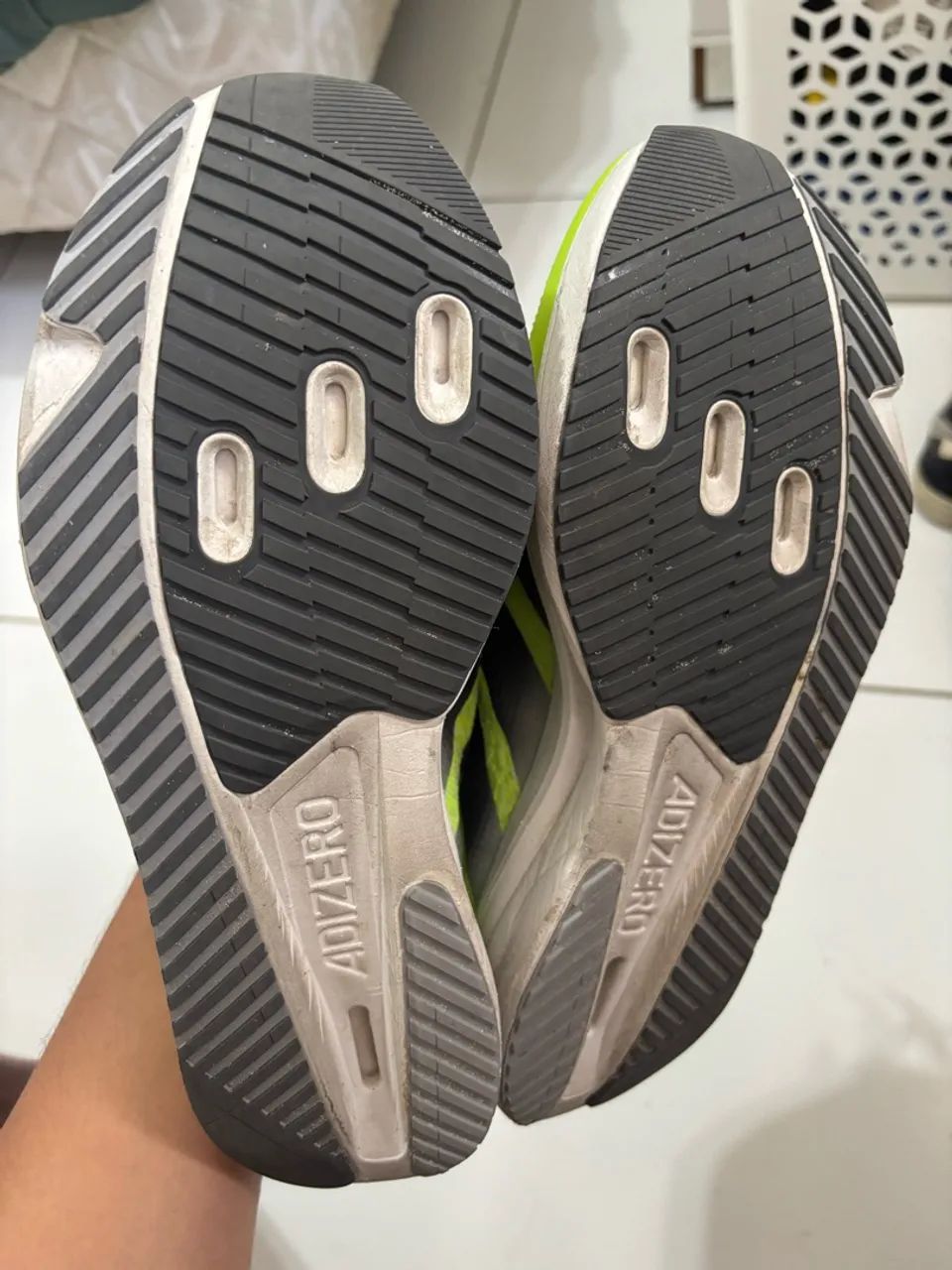 Adizero tamanho 40 - Foto 2