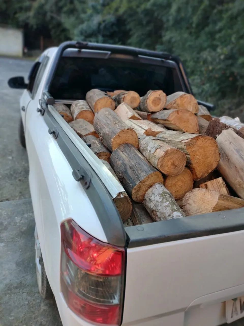 Vendo lenha seca bracatinga e eucalipto  - Foto 5