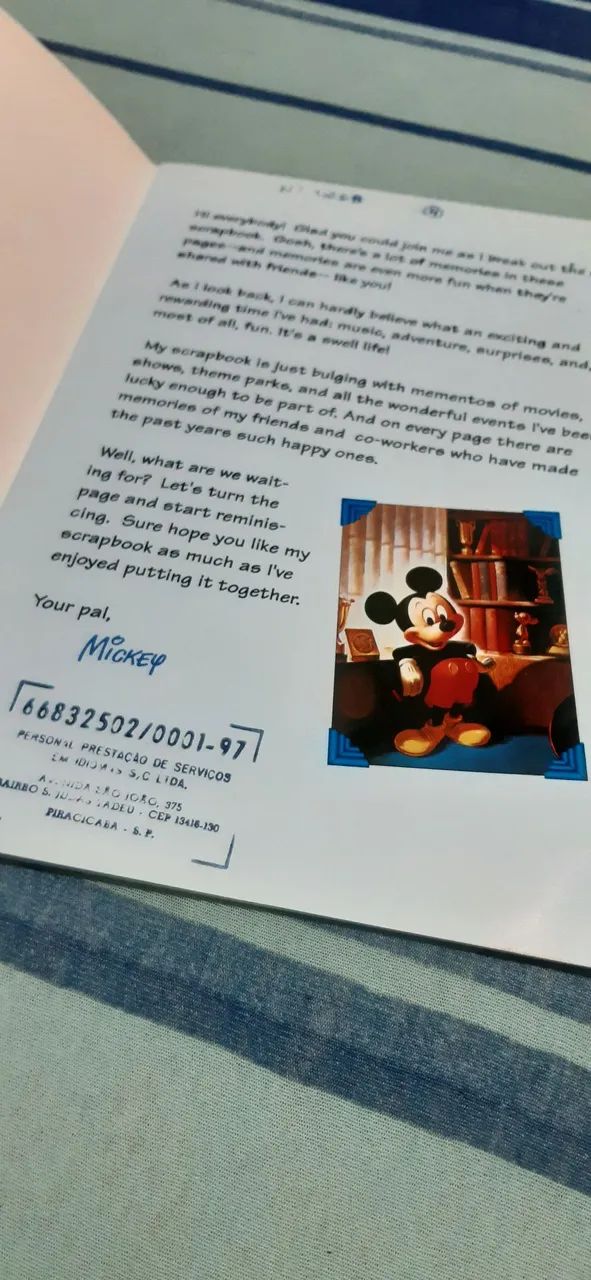Mickey Mouse - Scrapbook (raríssimo) - Foto 3