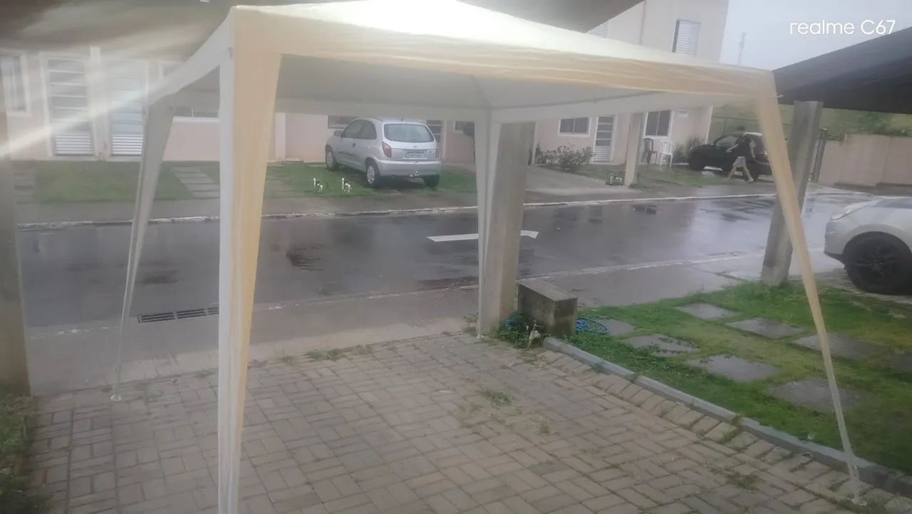 Tenda de Praia e Camping  Gazebo Mor 2,40 x 2,40. 