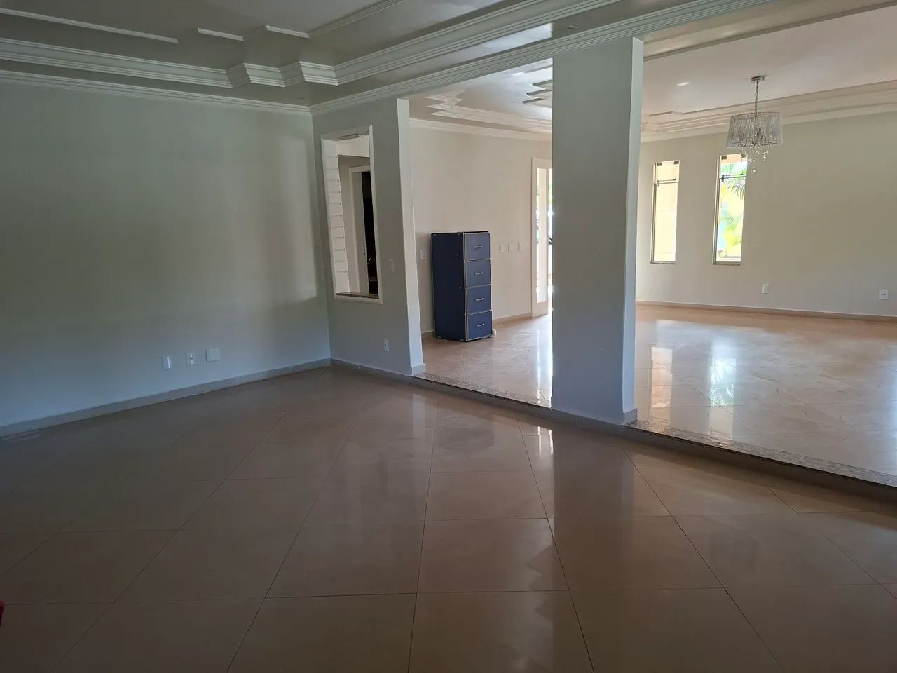 Alugo casa confortável, funcional, 4 suites - Foto 5