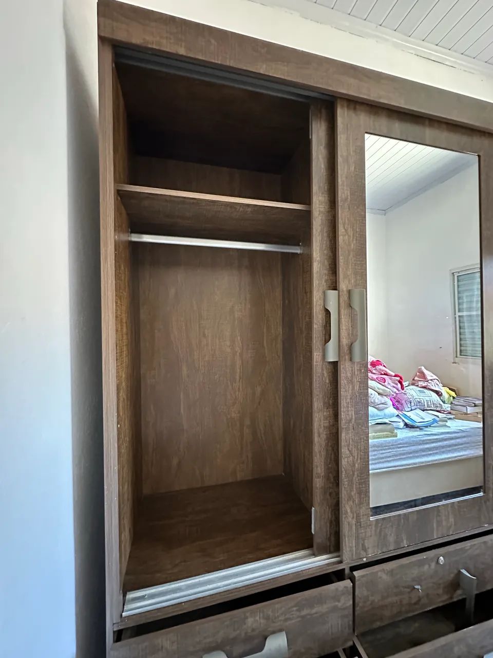 GUARDA-ROUPA À VENDA  - Foto 3