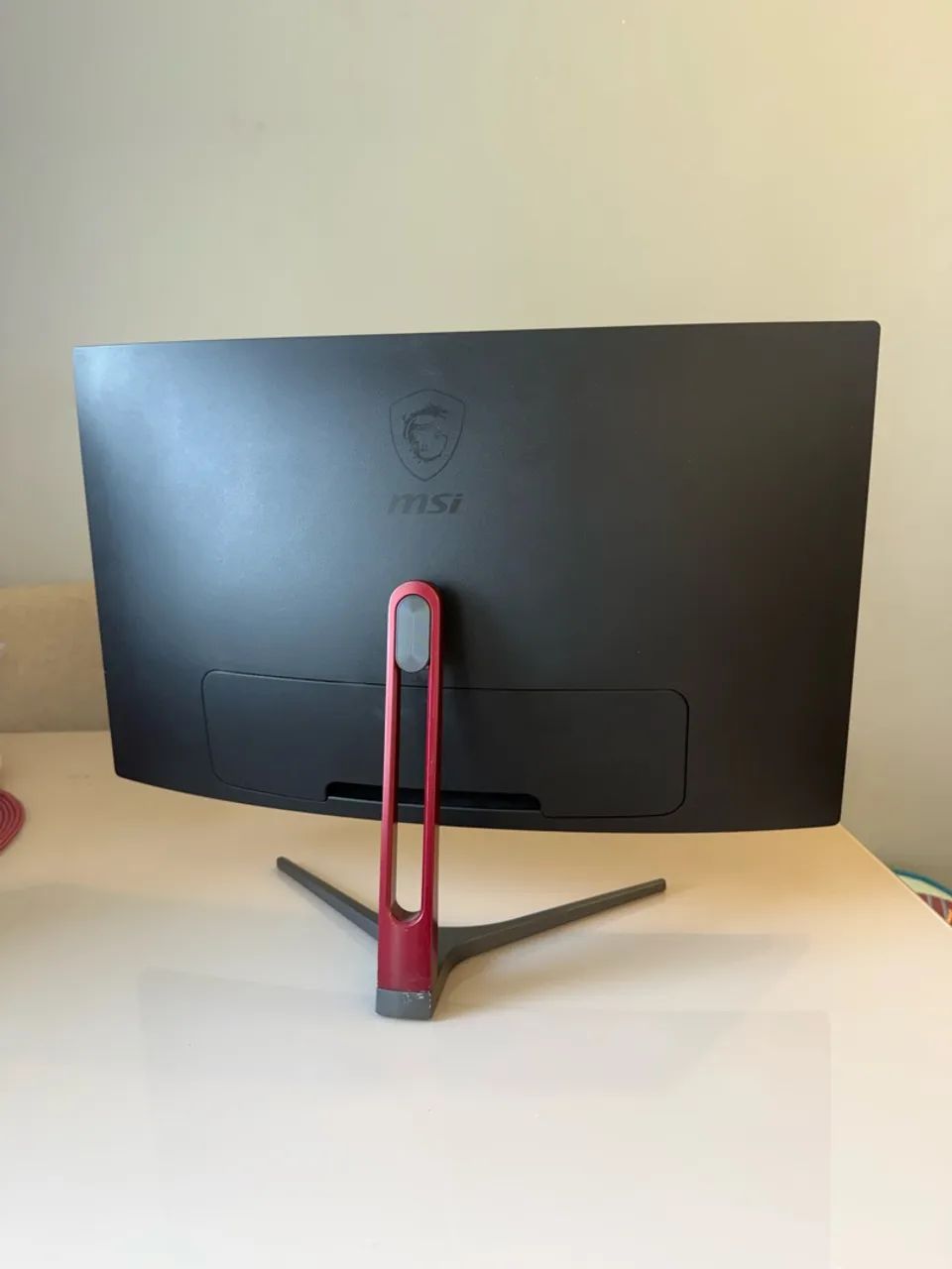 Monitor MSI G24C - Curvo 144hz - Foto 4