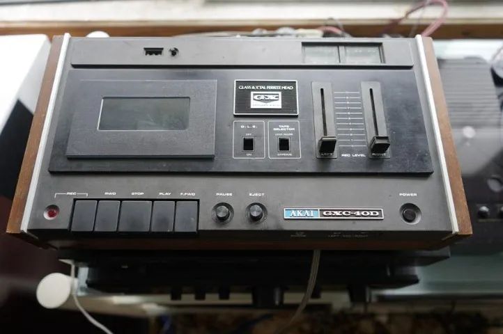 TAPEDECK AKAI GXC-40D STEREO CASSETE DECK - 1973 - 110-220
