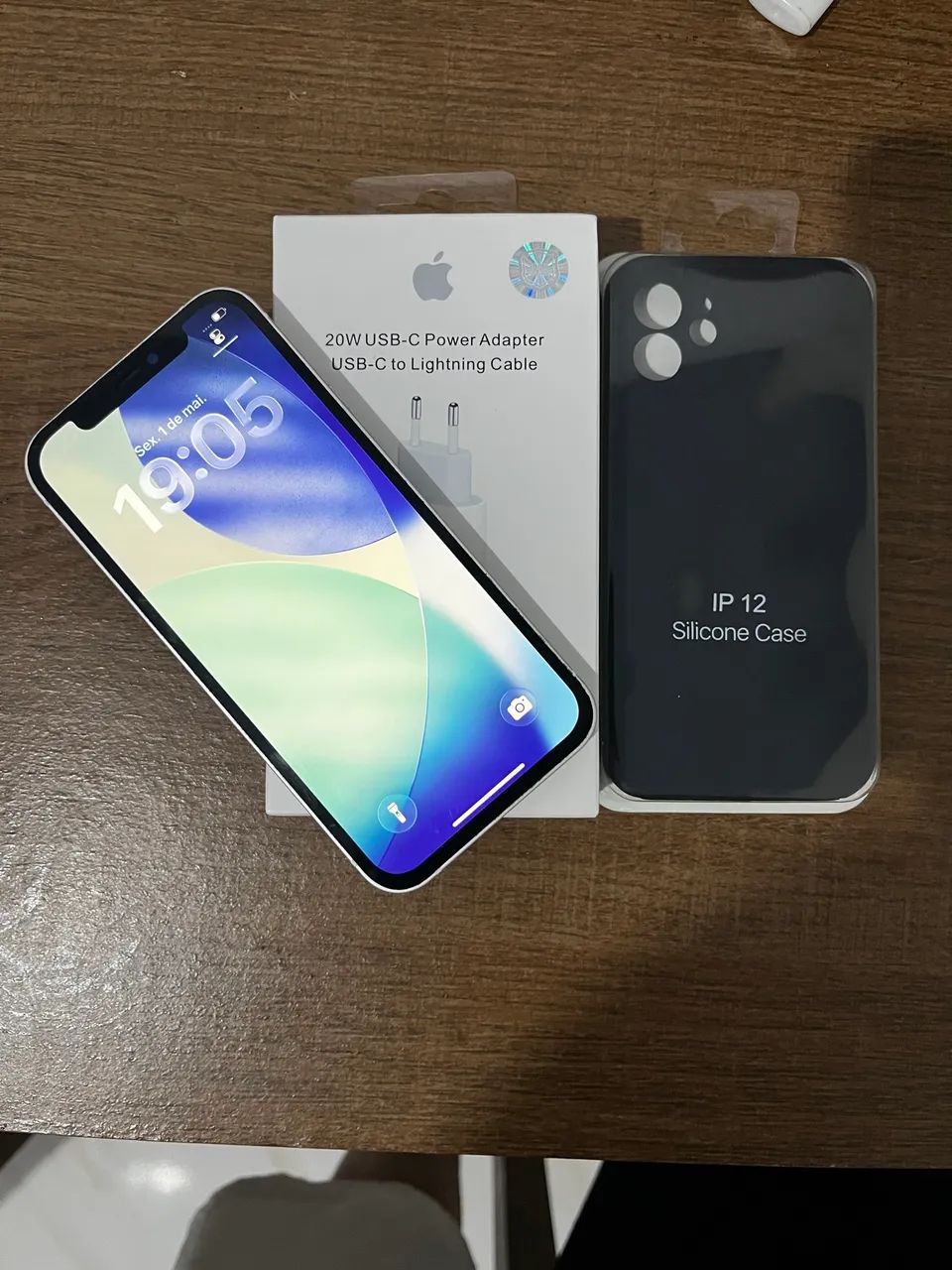 IPHONE 12 BRANCO 64GB IMPECÁVEL - Celulares e Smartphones - Prado