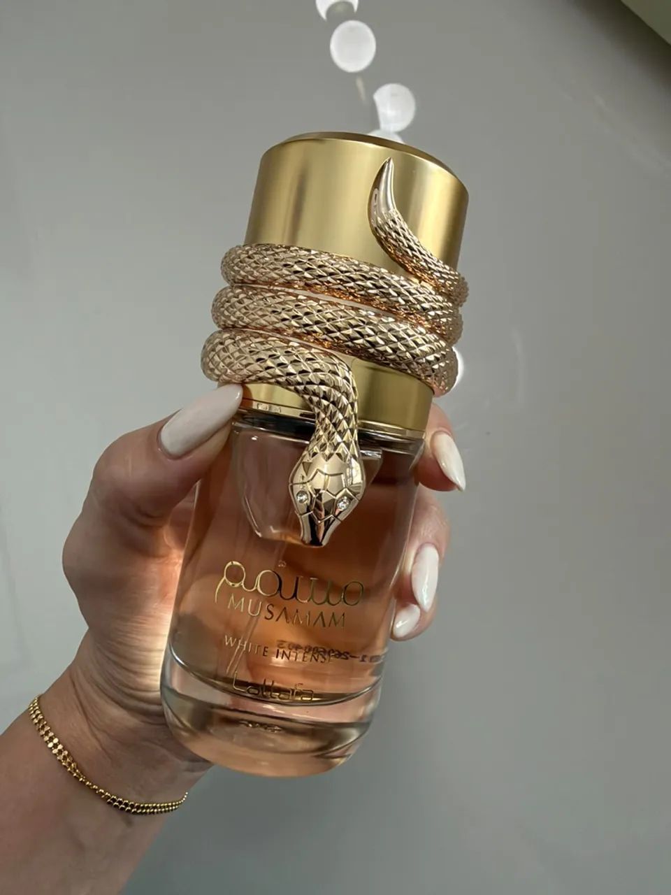 Perfume Musamam white intense compartilhável 