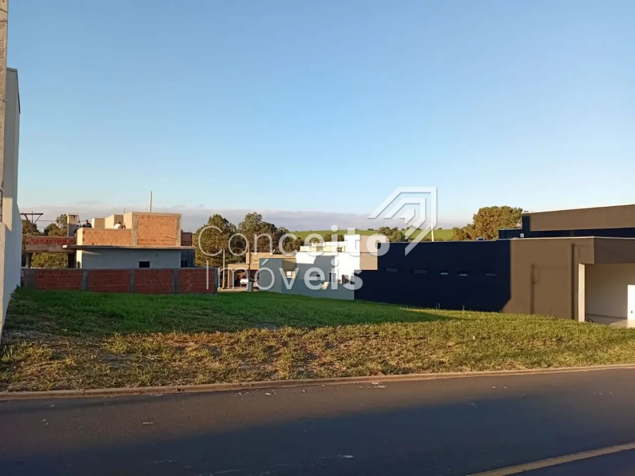 Condomínio Bosque Mistral - Terreno com 200 m² - Foto 3