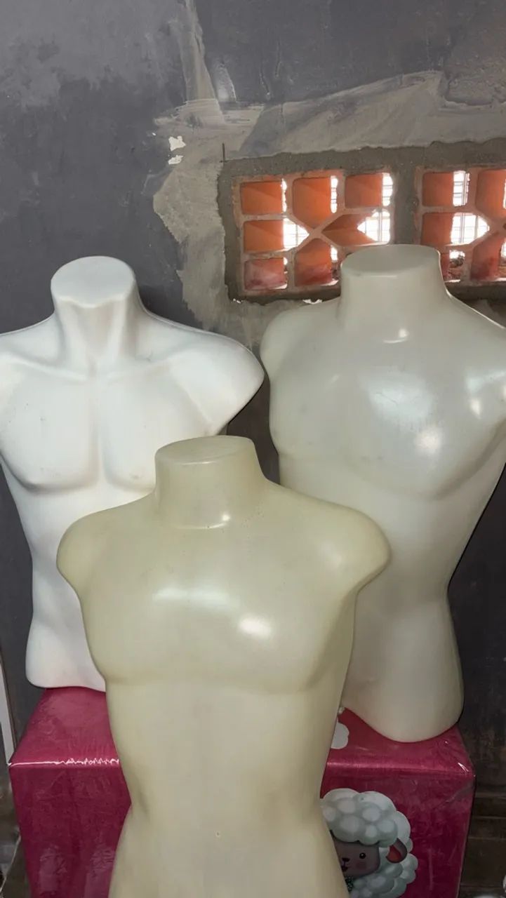 Vende-se manequins